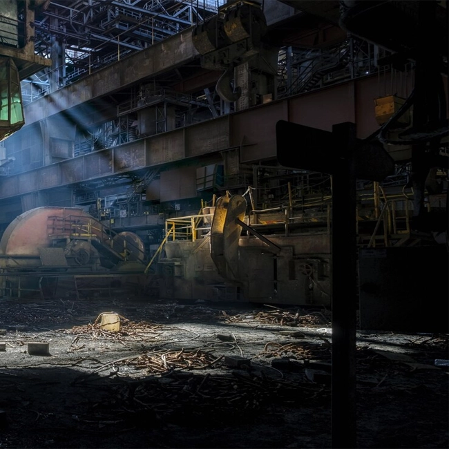 DEMOLIÇÃO DE FÁBRICAS