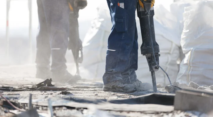 DEMOLIÇÃO DE PISOS INDUSTRIAIS